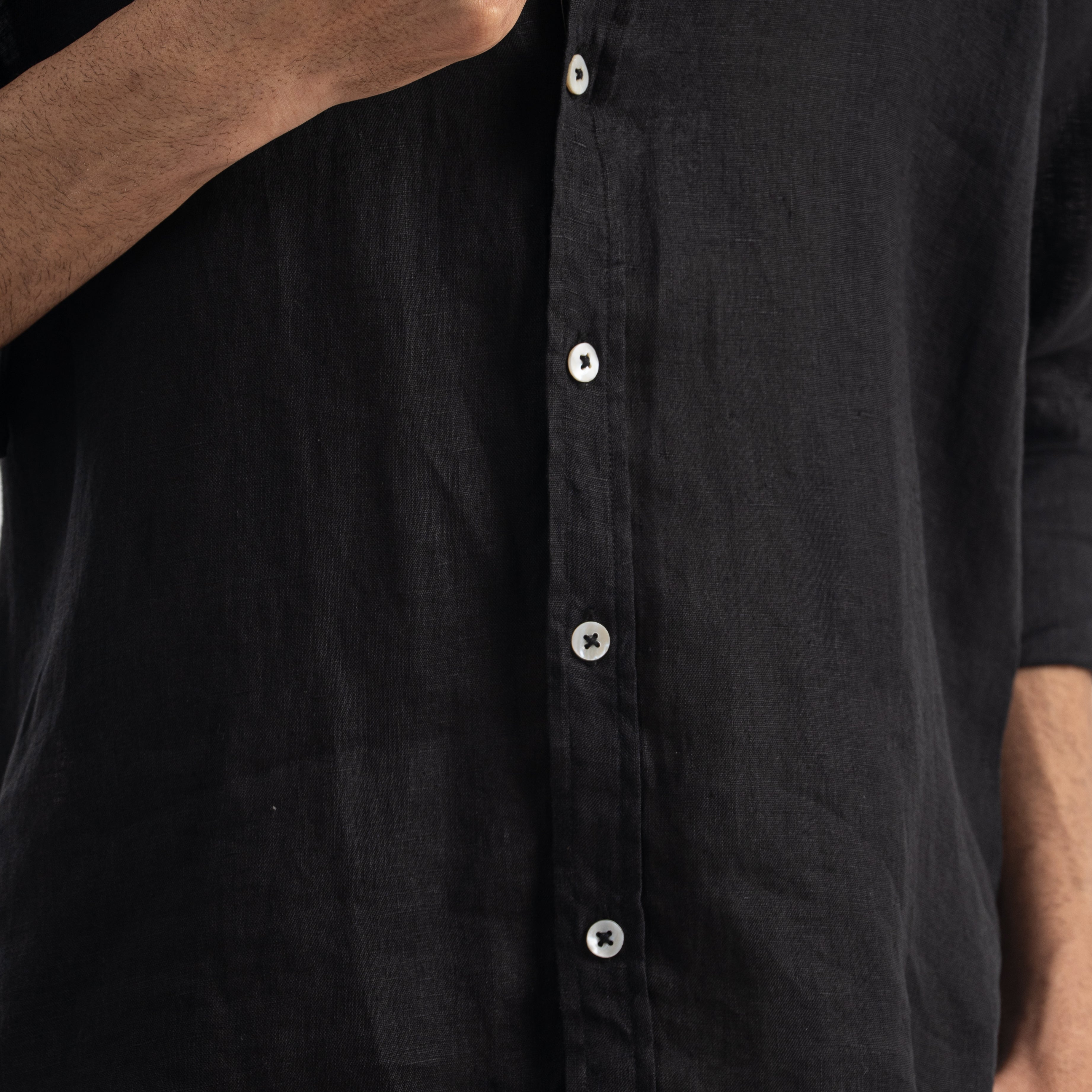 PREMIUM 100% LINEN SHIRT -  NOIR (BLACK)